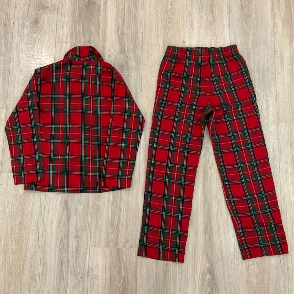 Old navy Christmas Plaid Red button down top & pants Pajama Set